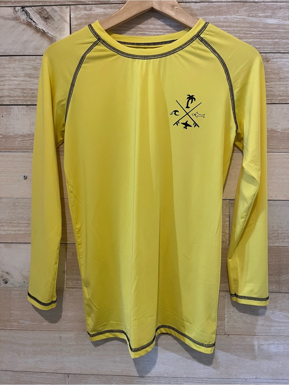 2 Piece Set-Boys Long-Sleeve Rash Guard Swim Shirt and shorts set